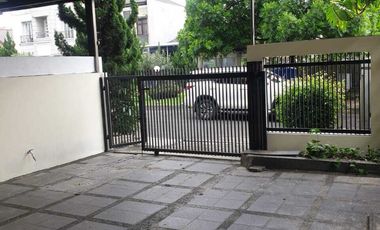 Dijual Rumah strategis di Singgasana Pradana