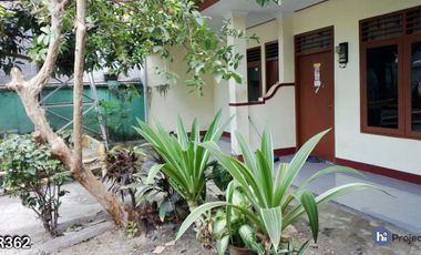 Rumah Lombok plus Kos 4 kamar di Ampenan Mataram R362