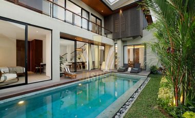 FOR SALE NEW VILLA MODERN MINIMALIST WITH WOODEN STYLE