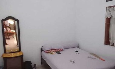 Rumah Bagus Siap Huni Tanah Luas Lokasi Kratonan Tengah Kota Solo