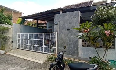 Rumah Berkonsep Cantik Lingkungan Cluster Gawanan Colomadu (ER)