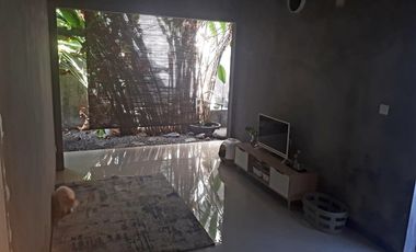 Rumah Berkonsep Cantik Lingkungan Cluster Gawanan Colomadu (ER)