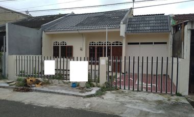 Rumah siap huni di Kutisari Indah, Surabaya Selatan