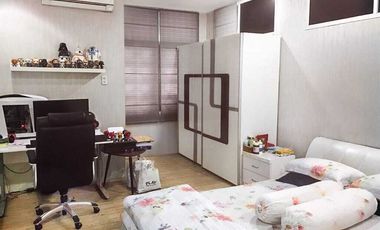 Jual Rumah Posisi Hook Hadap Barat Laut di Green Jakarta Barat