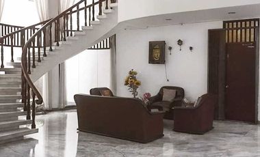 Jual Rumah Posisi Hook Hadap Barat Laut di Green Jakarta Barat