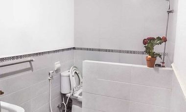 Jual Rumah Posisi Hook Hadap Barat Laut di Green Jakarta Barat