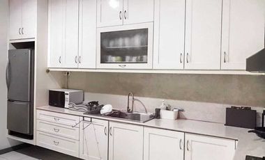 Jual Rumah Posisi Hook Hadap Barat Laut di Green Jakarta Barat