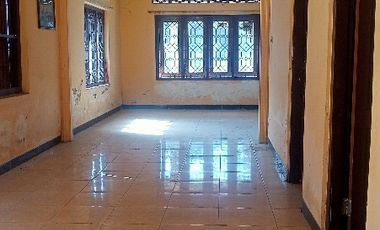 BU Banting Harga Di jual Rumah Strategis Pinggir jalan di Kota Blitar