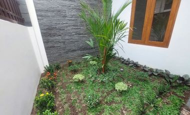 Rumah Mewah Baru Gress Lingkungan Aman Nyaman di Sumber Solo