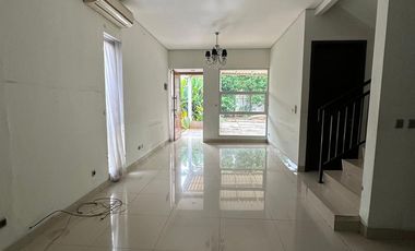 Rumah HOOK Disewakan di Cluster Exsclusive Allura Caman Bekasi