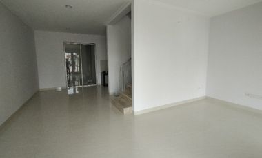 Disewakan Rumah Golf Island PIK Pantai Indah Kapuk Jakarta Utara 6x15