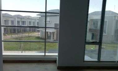 Disewakan Rumah Golf Island PIK Pantai Indah Kapuk Jakarta Utara 6x15