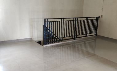 Rumah 2 lantai sewa Pekanbaru