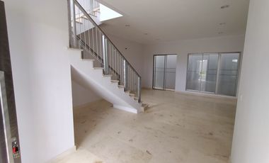 Disewakan Rumah Golf Island PIK Pantai Indah Kapuk Jakarta Utara 8x15