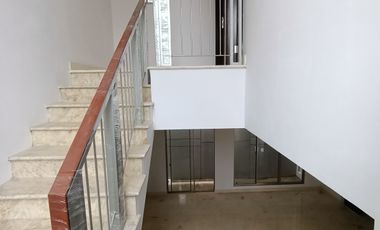 Disewakan Rumah Golf Island PIK Pantai Indah Kapuk Jakarta Utara 8x15