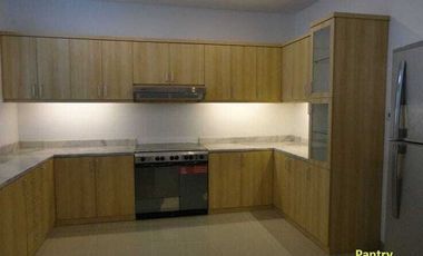 DISEWAKAN RUMAH CANTIK (Siap Huni)  POOL  JL KEMANG SELATAN RAYA  JAKA