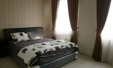 Mid Floor, Apartemen Nyaman, 2 BR King Size, Kamar Mandi Dalam