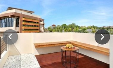 villa manajemen hotel,rivate pool,2 kamar besar,furnished dekat pantai