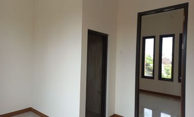 Rumah Cluster Nusukan Solo Kota Lokasi Dekat Jalan Raya (EL)