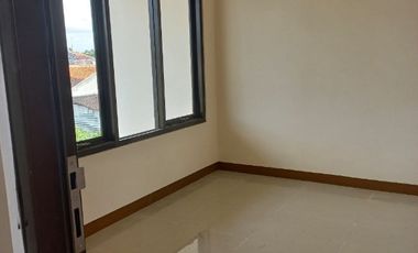 Rumah Cluster Nusukan Solo Kota Lokasi Dekat Jalan Raya (EL)