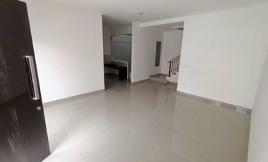 Disewakan Rumah PIK 2 Ukuran 8x12,5 Pantai Indah Kapuk Jakarta Utara