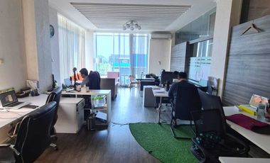 Gedung Megah 5 Lantai MURAH di Jalan Utama Ciputat, Tangerang