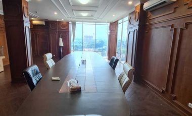 Gedung Megah 5 Lantai MURAH di Jalan Utama Ciputat, Tangerang