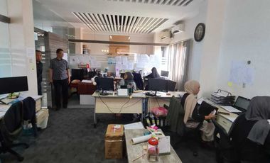 Gedung Megah 5 Lantai MURAH di Jalan Utama Ciputat, Tangerang