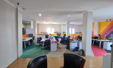 Gedung Megah 5 Lantai MURAH di Jalan Utama Ciputat, Tangerang