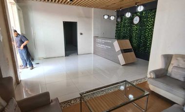 Gedung Megah 5 Lantai MURAH di Jalan Utama Ciputat, Tangerang