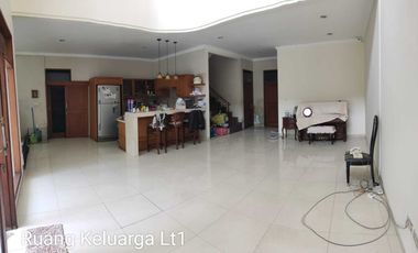 Dijual Rumah di Taman Sakura Indah, soekarno hatta
