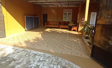 Dijual Villa Murah dan Luas, Cantik Siap Huni di Cipanas Puncak Jawa Barat