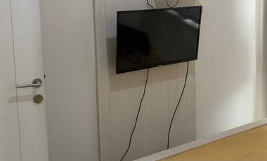 Dijual Fullyfurnish 1BR Apartemen Parahyangan Residence Ciumbeluit