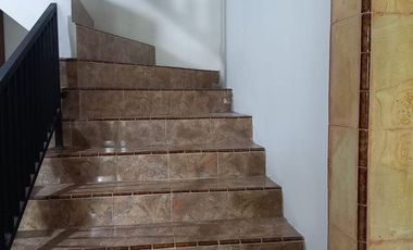 Dijual Rumah 2 Lantai Hook Perum Ciaul Kota Sukabumi