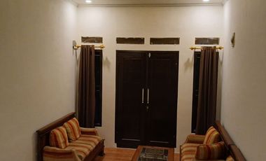 Dijual Rumah 2 Lantai Hook Perum Ciaul Kota Sukabumi