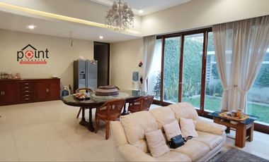 Rumah mewah luas strategis sumber Banjarsari solo