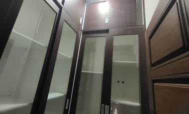 Rumah mewah pasar kliwon solo full furnish dijual cepat