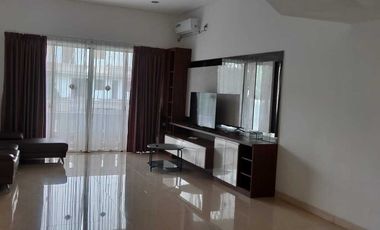 Disewakan Rumah Furnished Crown Golf Pantai Indah Kapuk Jakarta Utara