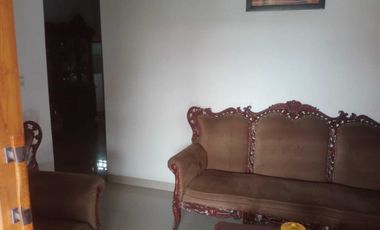 Dijual Rumah dan Toko Sembako Pinggir Jalan di Pasawahan Purwakarta