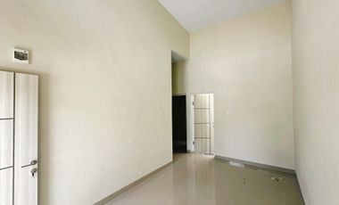 DI JUAL RUMAH 400 JUTA AN JALAN HERTASNING MAKASSAR