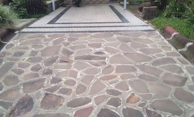 Dijual Villa Lokasi Strategis di Ciater Subang Jawa Barat