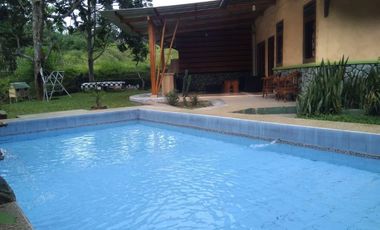 Dijual Villa Lokasi Strategis di Ciater Subang Jawa Barat