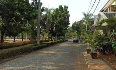 Rumah Mewah Furnished di Taman Bougenville Caman Jatibening
