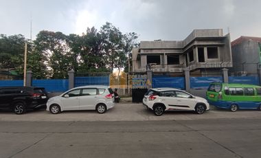 Dijual Toko Matrial Luas dan Strategis di Lokasi Padat Penduduk.