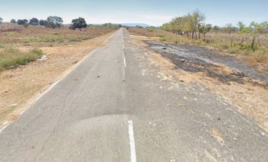 Beachfront Land di Teluk Saleh, Moyohilir Sumbawa Besar
