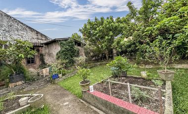 Dijual Rumah Palembang - Hunian Asri dengan Halaman Luas Tengah Kota