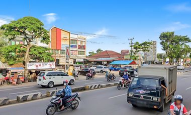 Dijual Rumah Palembang - Hook di Pusat - Bonus 2 Unit Kios