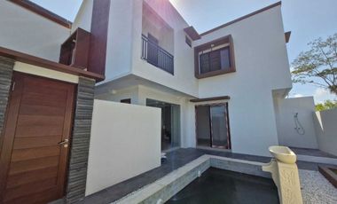 DIJUAL VILLA MODERN MURAH DALAM KOMPLEKS NUSA DUA