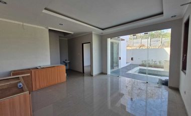 DIJUAL VILLA MODERN MURAH DALAM KOMPLEKS NUSA DUA
