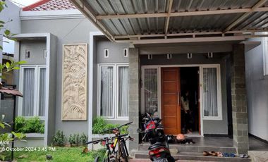 Rumah Terawat Siap Huni Sekitar Alun Alun Kidul dan Titik Nol